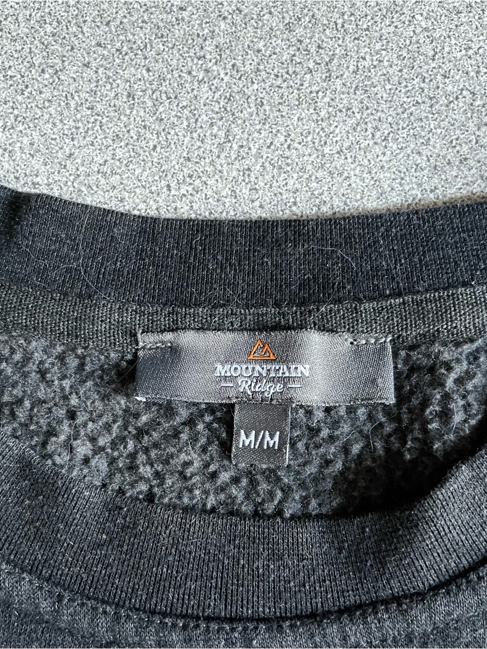Mountain Ridge Black "I Want to Believe" UFO Graphic Sweatshirt Size Medium - Picture 5 of 8